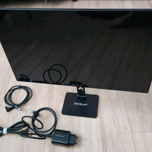 ZEUSLAP z18TV 휴대용 모니터