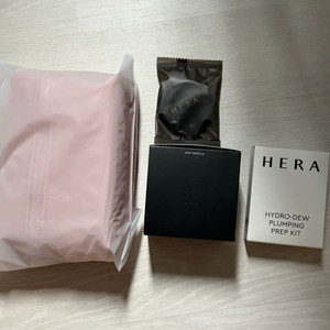 헤라 블랙 쿠션 21N1 바닐라 새상품 전체 (파우치,
