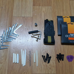 기타 용품 일괄 통기타 공구 기타줄 피크 브릿지핀 본