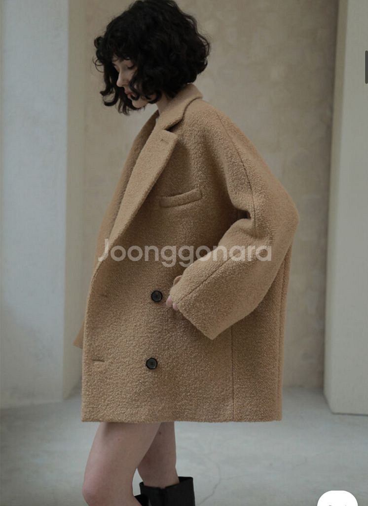 노미나떼 노엘 부클 하프코트 S/ 웜베이지--1