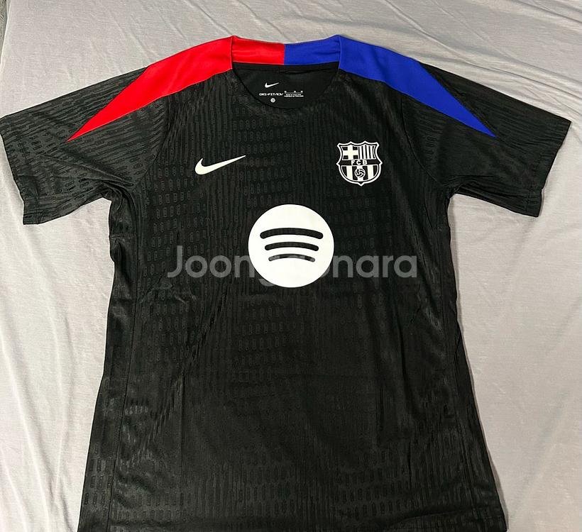 [해외M] 24/25 바르셀로나 어웨이 트레이닝 유니폼--0