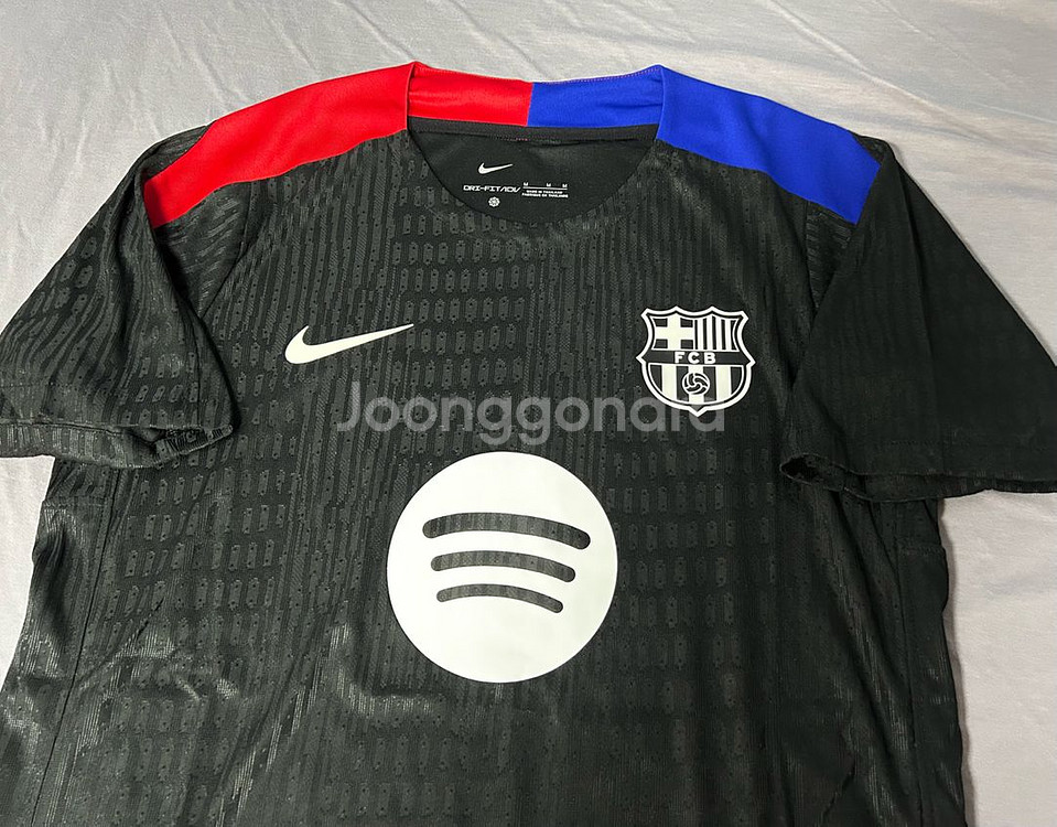 [해외M] 24/25 바르셀로나 어웨이 트레이닝 유니폼--4