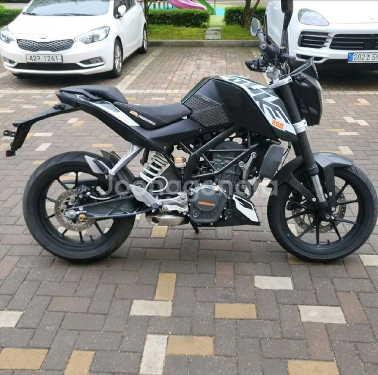 KTM 듀크200 16년식 9,636km--2