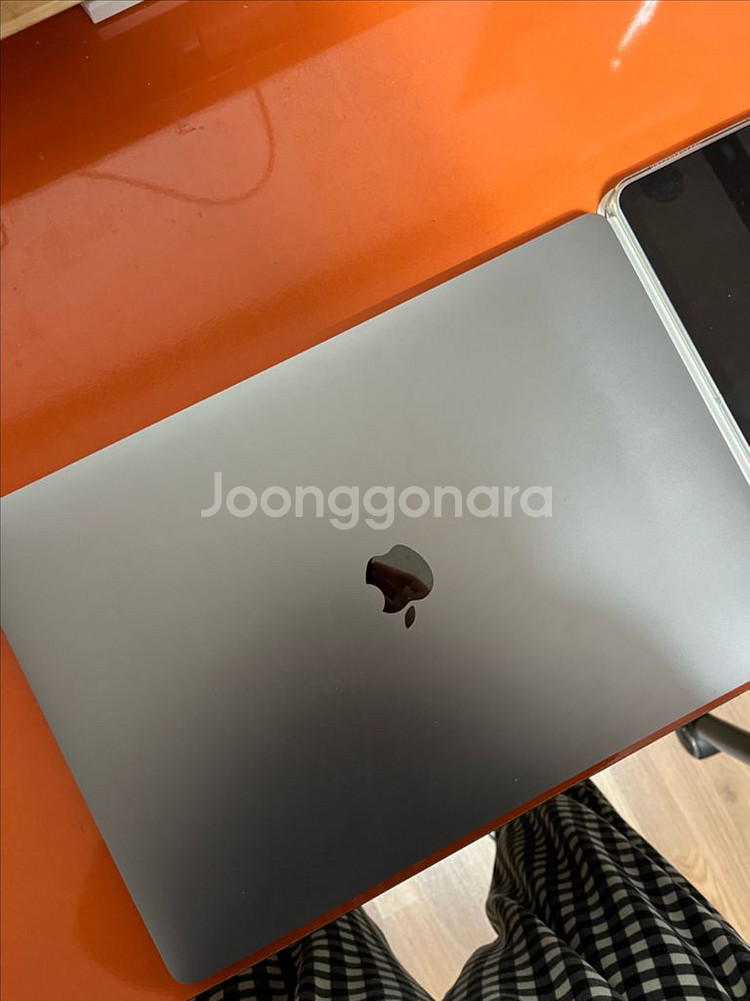맥북 프로 2019 16인치, 메모리32GB, 1TB--0