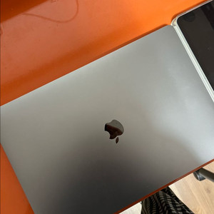 맥북 프로 2019 16인치, 메모리32GB, 1TB