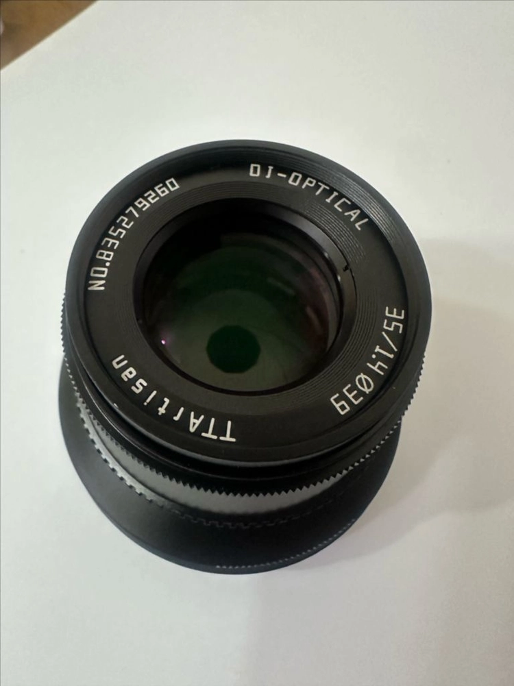 티티아티산 니콘 z마운트 35mm F1.4 APS-C - 안심되는 중고거래