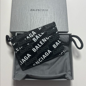 발렌시아가 카드지갑 풀구성 새상품