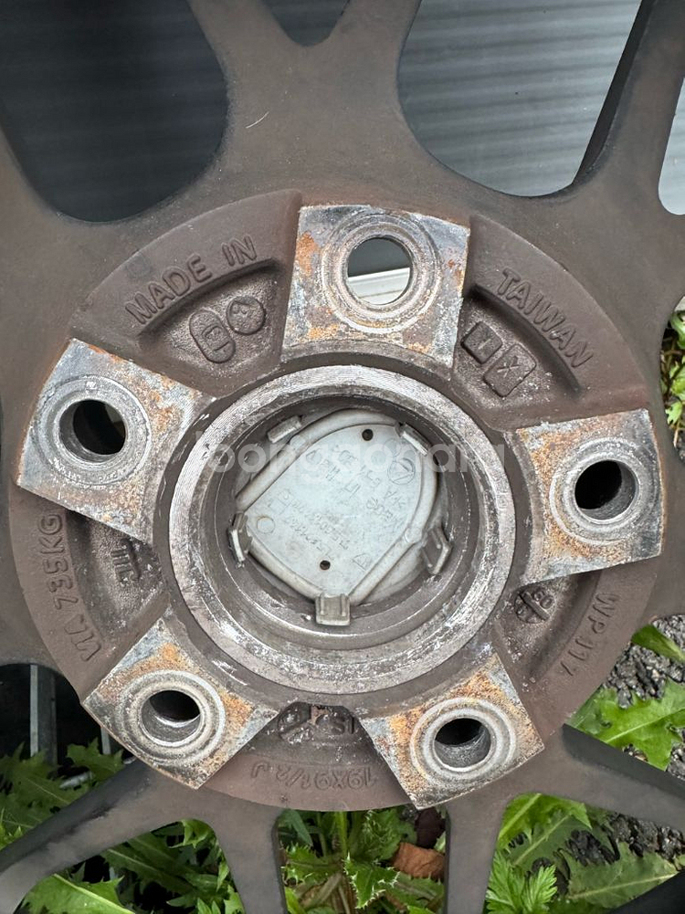 987카이맨,박스터19인치휠(타이완제)+타이어한대분--5