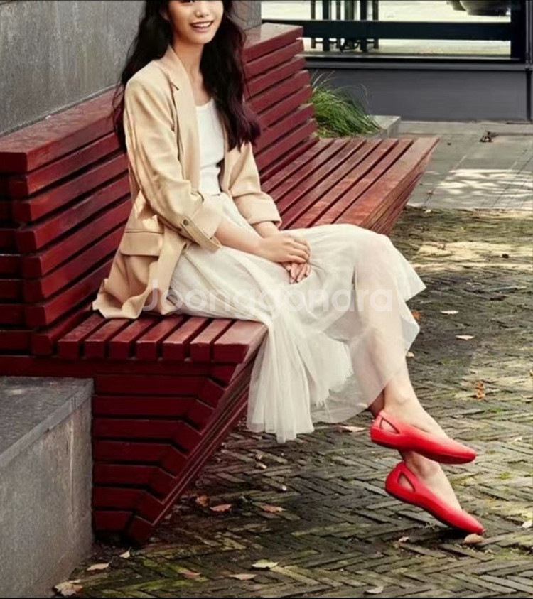 정품 크록스 시에나 여성 젤리 슈즈(새상품)--2