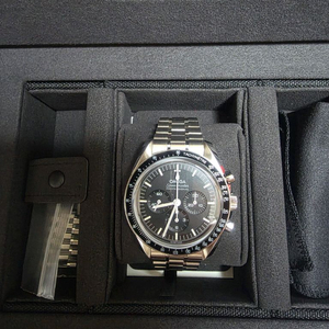 오메가 문워치 신형 사파이어