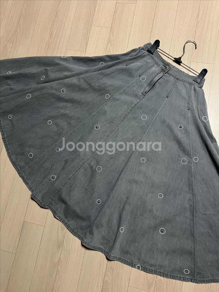 자수장식 그레이데님 플레어스커트 반밴딩 풀훌롱치마 마인--14