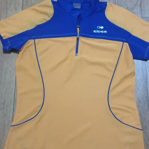 아이더 아웃도어 반집업 90 사이즈입니다