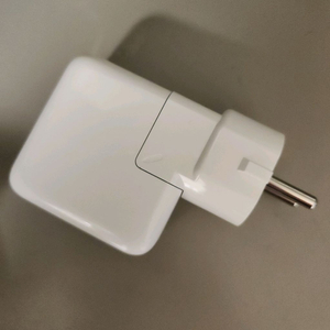 애플 30w 충전기 A2164 싸게 팝니다.