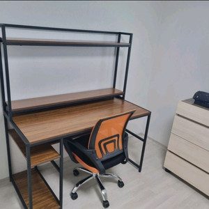 컴퓨터책상 의자