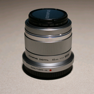 올림푸스 45mm f1.8