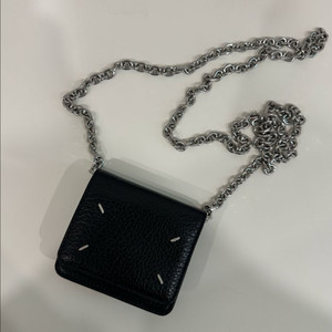 메종마르지엘라 포스티치 체인지갑