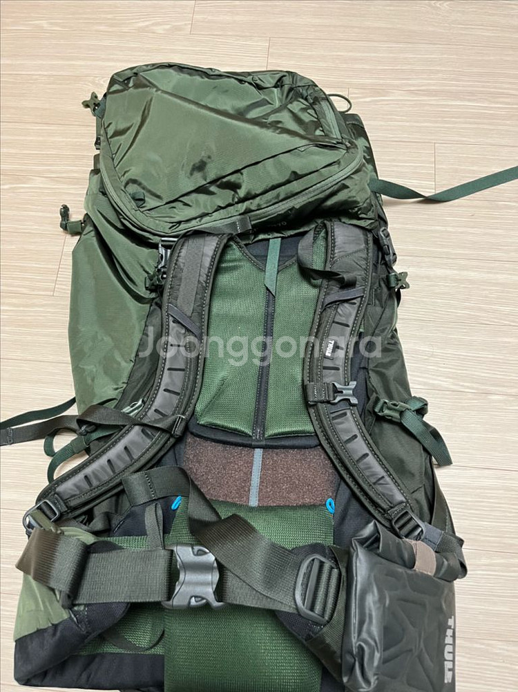 툴레 버선트 70L 등산가방 레인커버 포함--3