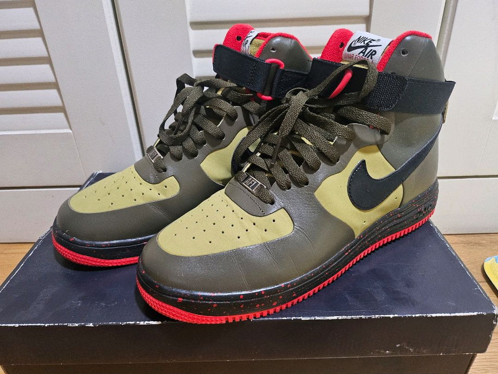 나이키 루나 포스 프리미엄 275--1