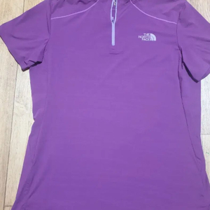 노스페이스 아웃도어 반집업 90 사이즈입니다