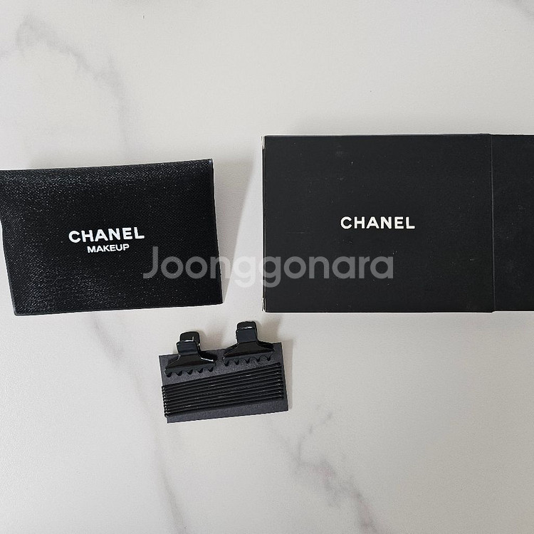 샤넬 뷰티 VIP 기프트 헤어핀 집게핀 제니핀 새상품--0