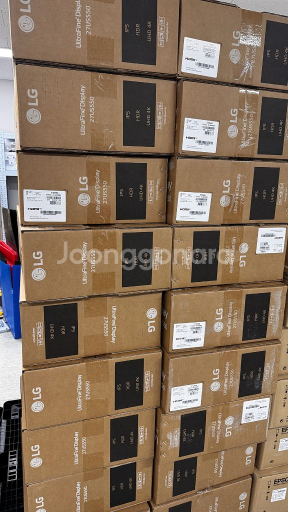 [새상품] 엘지 4K 27US550, 32UN880K--1