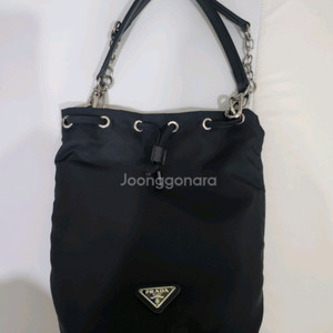 정품 프라다 파우치백