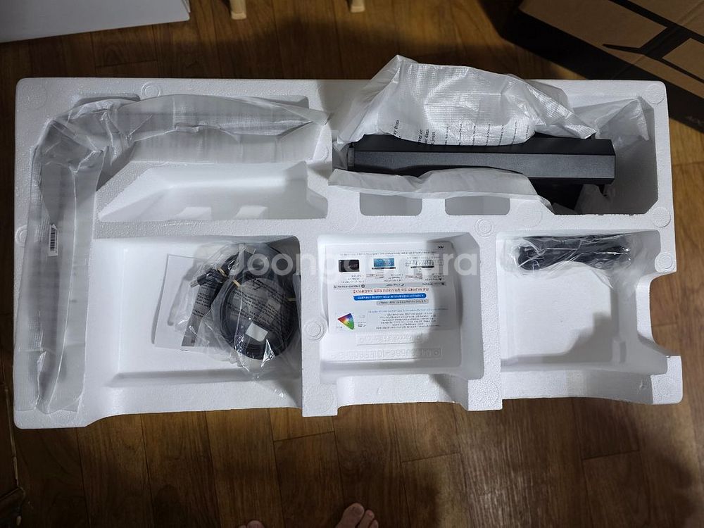 알파스캔 AOC U32G4 듀얼모드 게이밍 모니터--2