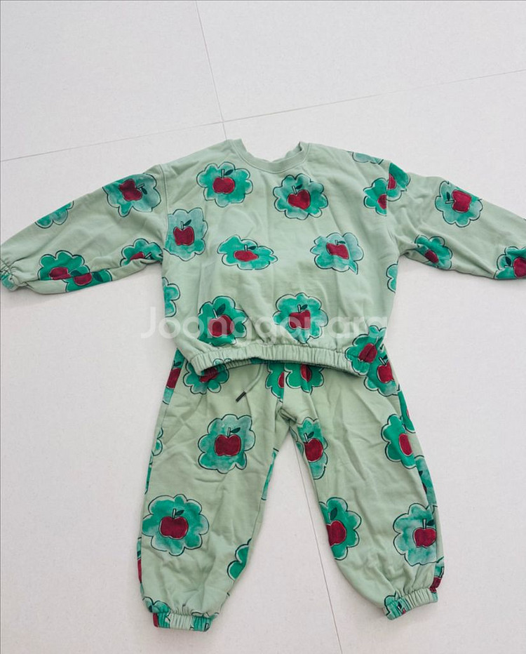 리미떼두두셋업m--0