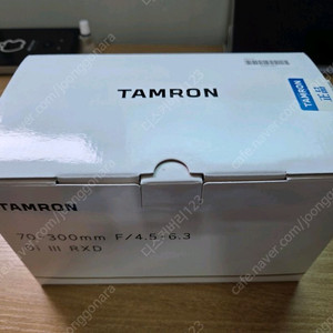 탐론 70-300mm Di III RXD