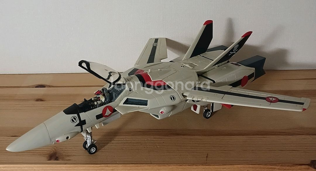 야마토 1/48 마크로스 VF-1A--0