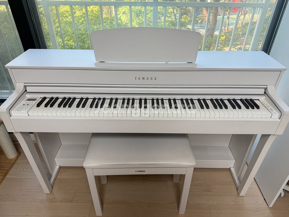 야마하 디지털 피아노 CLP-635--2