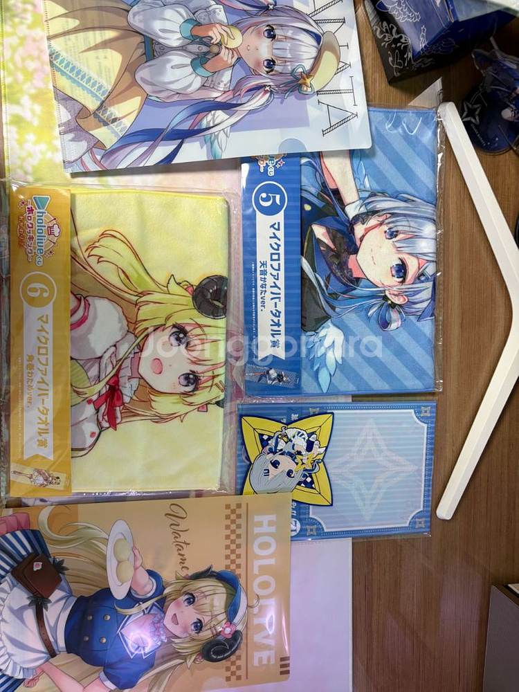 홀로라이브 각종 굿즈 판매--1