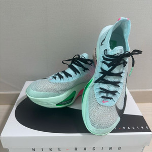 나이키 알파플라이3 민트색 (265) 팝니다