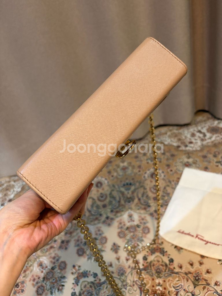 패레가모 간치니 숄더백--4