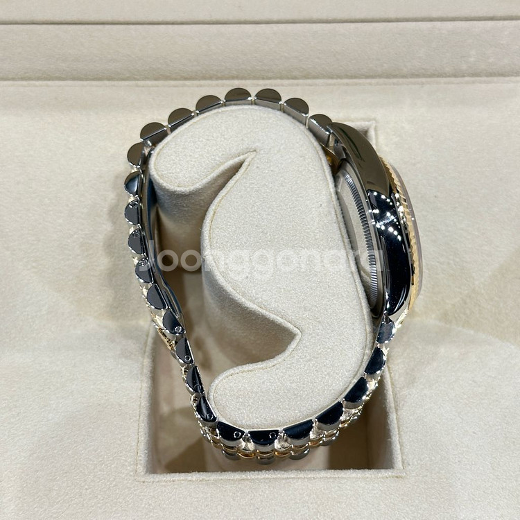 롤렉스 데이트저스트 블랙 바인덱스 옐로우 골드 콤비 3--2