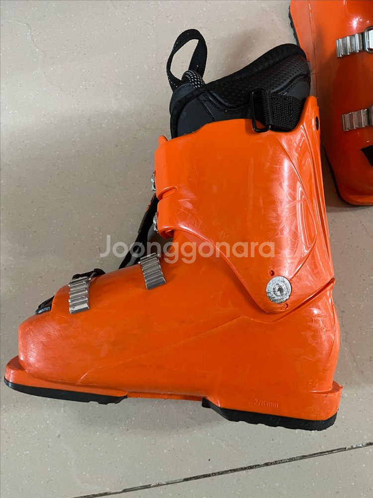 테크니카 주니어스키부츠 235 팝니다--3