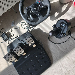 로지텍 G920(xbox) 레이싱 휠 세트