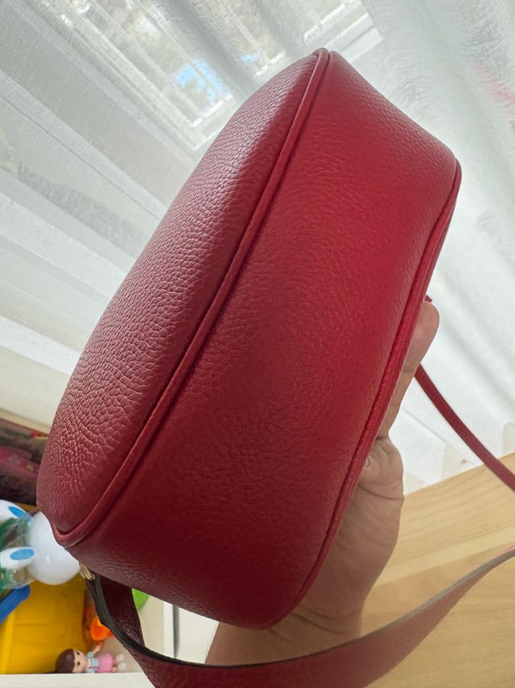 구찌 디스코백 레드 팝니다 이미지