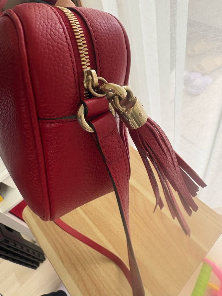 구찌 디스코백 레드 팝니다 이미지