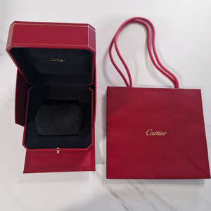 까르띠에 저스트 앵끌루팔찌 케이스 박스 쇼핑백팝니다