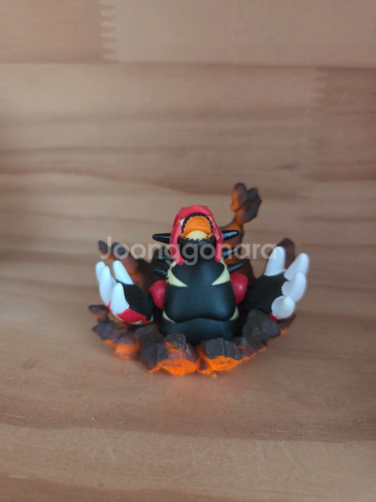 포켓몬 게임 예약특전 피규어 팝니다.--1