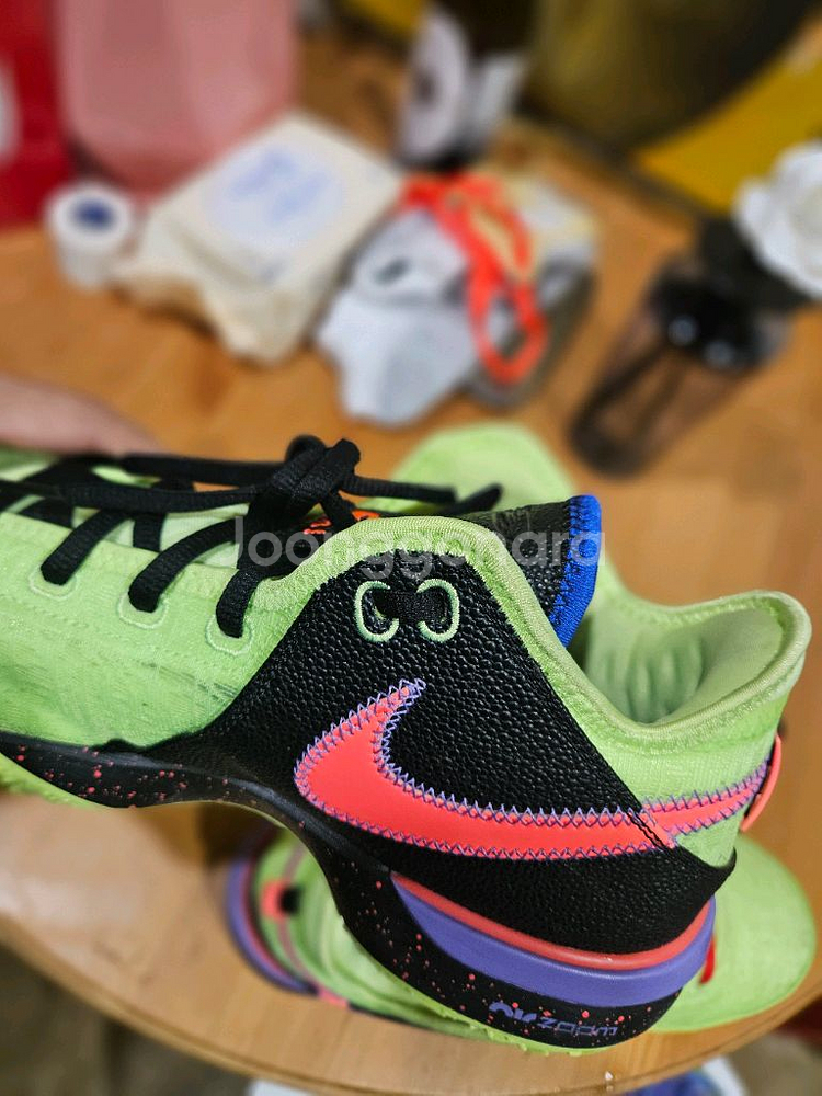 농구화 르브론 넥젠 280 중고팝니다.--4