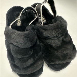 [무료배송] UGG 어그 슬리퍼 퍼피 블랙 36(230