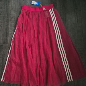 (새상품)손나은 아디다스 튤 스커트