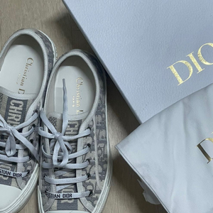 디올 워크앤디올 스니커즈