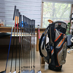 남성용 미즈노 jpx 825 포지드 및 타이틀리스트