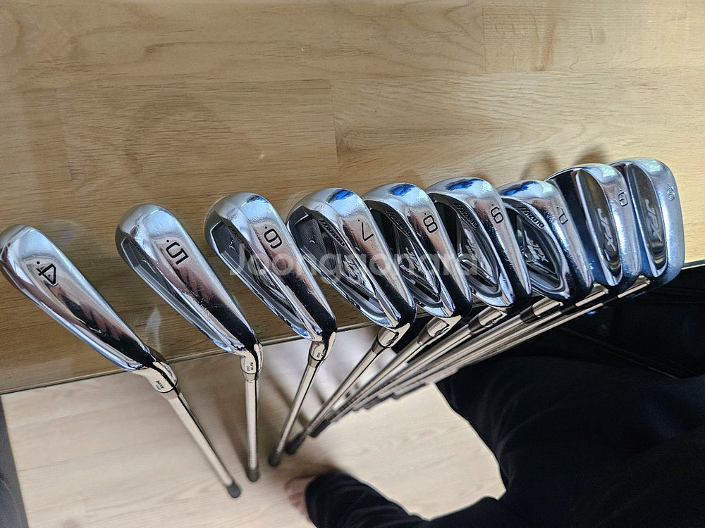 남성용 미즈노 jpx 825 포지드 및 타이틀리스트--8