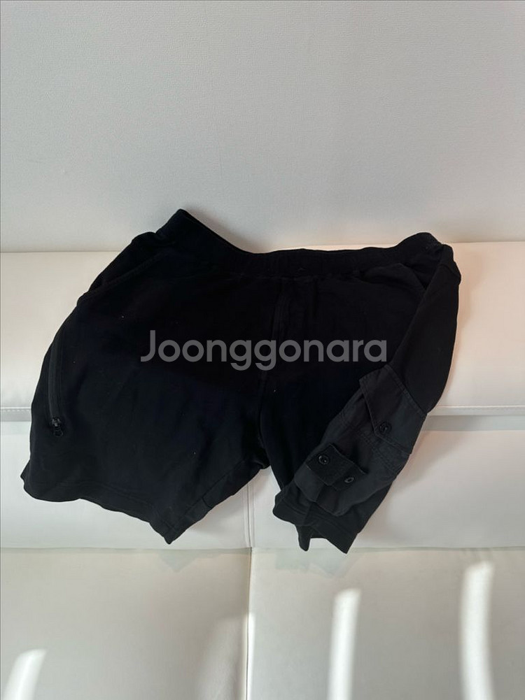 [L] 고스트피스 와펜 스톤아일랜드 반바지--2