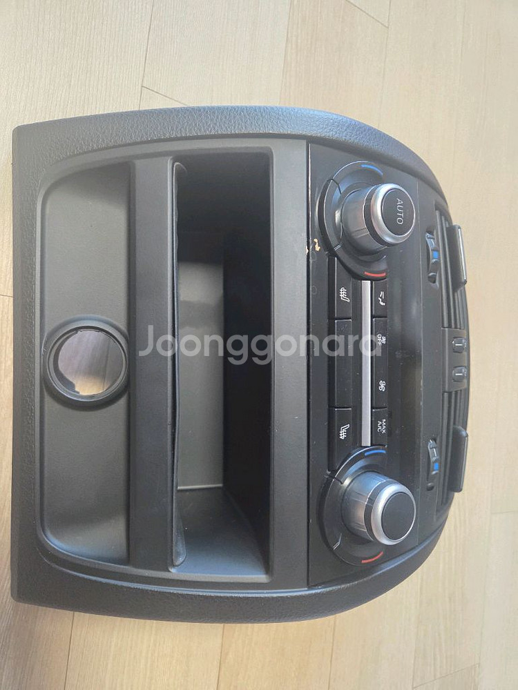 BMW F10 후방석 공조 장치--2