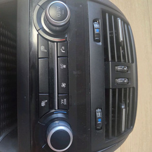 BMW F10 후방석 공조 장치